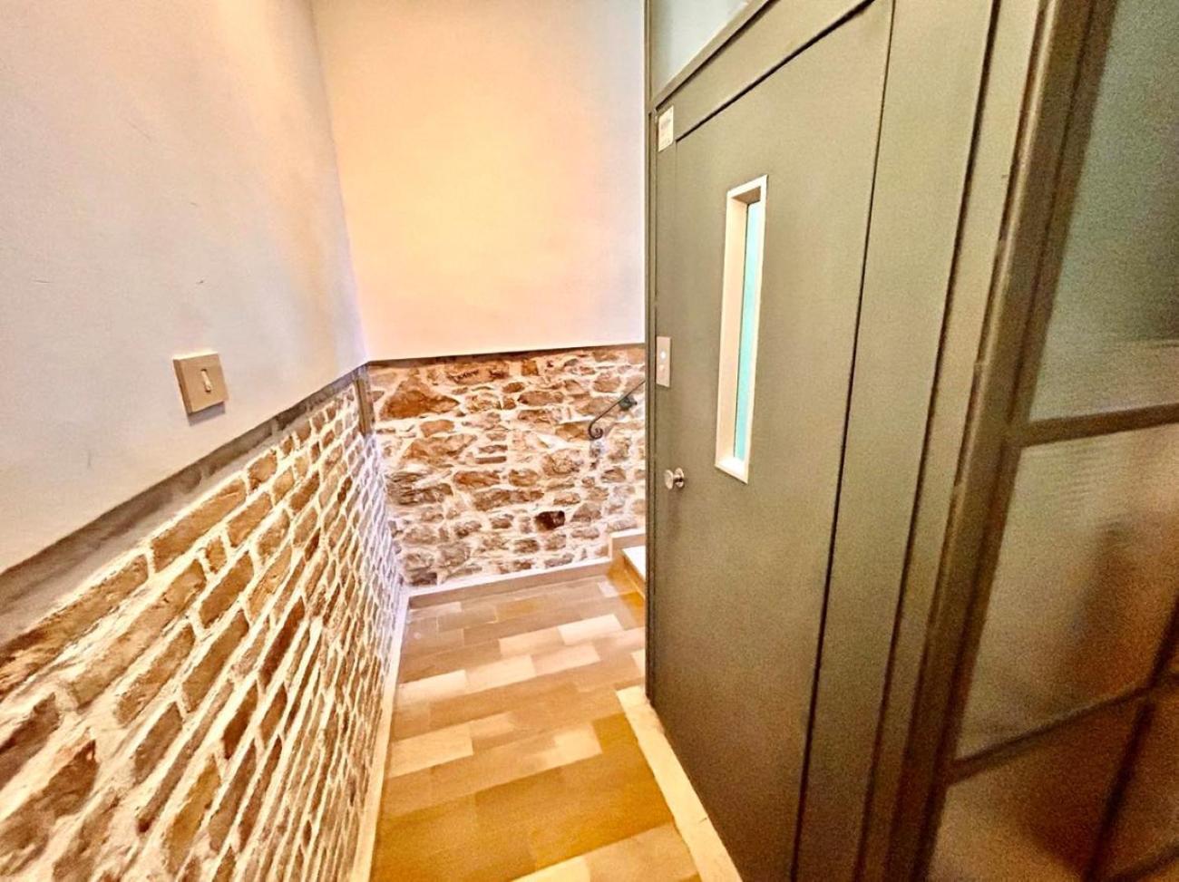 Paulis - Semiattico In Pieno Centro A Sirolo, Con Meravigliosa Vista Mare Apartamento Exterior foto